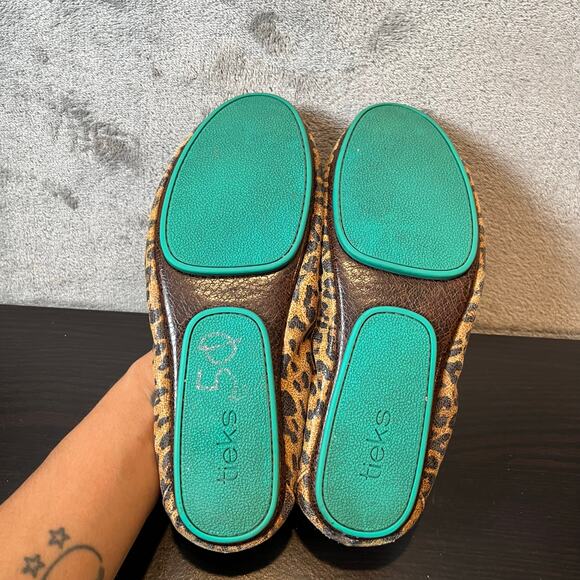 Tieks Women's Leopard Print Italian Leather Flats Size 9 - Picture 8 of 8